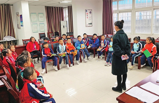 【社会民生】重庆渝中多个市民学校开设“四点半课堂”