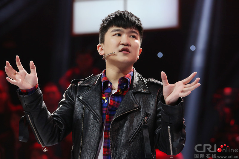 《笑星闯地球》遭张大大狂呛 大张伟当场跪地求饶