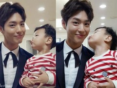 组图：卖萌搞怪又可爱！朴宝剑与大发惊喜合体