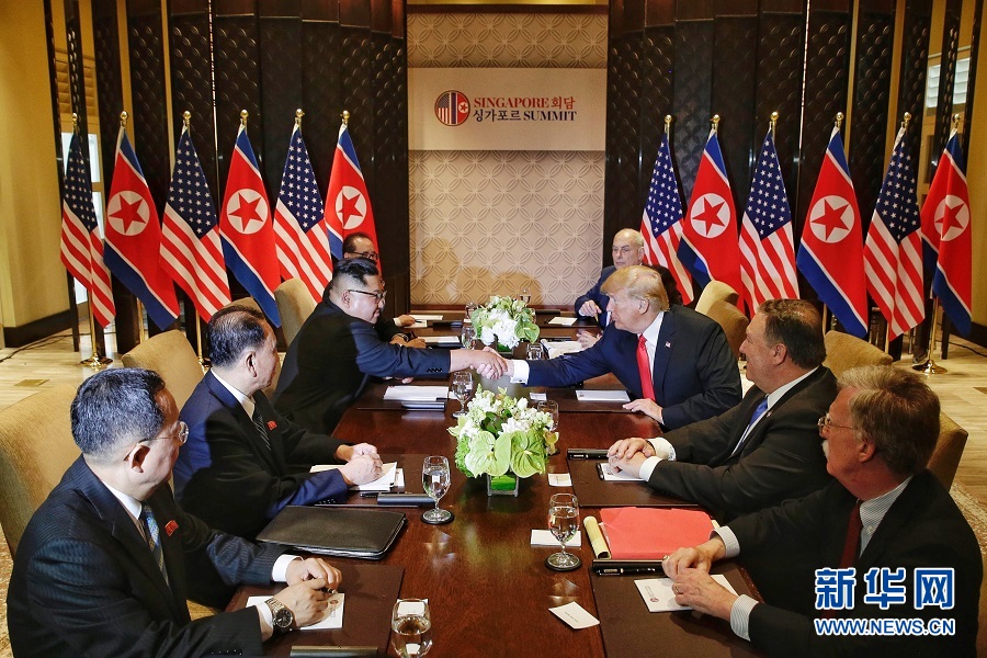 朝美領導人首次會晤在新加坡舉行