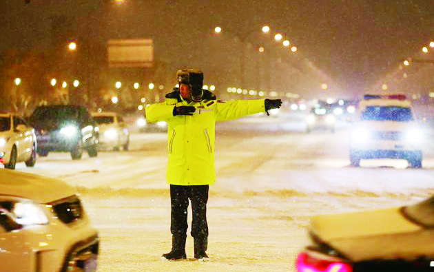 长春交警启动恶劣天气一级预案