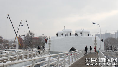 第十九屆中國·牡丹江雪堡正加緊建設