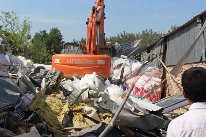 【三秦大地 西安】果断亮剑!曲江新区重拳出击整治“散乱污”企业 【三秦大地 西安】果断亮剑!曲江新区重拳出击整治“散乱污”企业