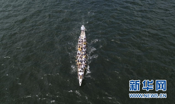 香港故事：海上龙舟 承载燃情岁月