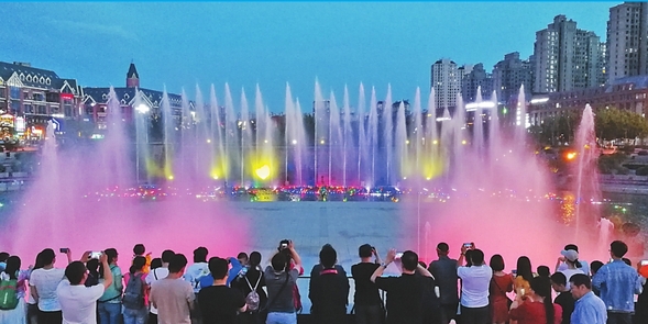 哈尔滨群力音乐喷泉如期绽放