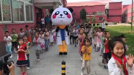 DaDa公益项目继续传递“Da爱” 为民工子弟学校孩子开展急救培训