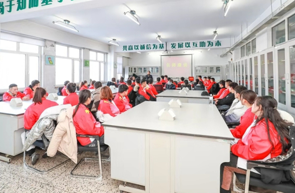 （已修改）【黑龍江】【原創】黑龍江農業工程職業學院舉辦“奮鬥的我 最美的國”新時代先進人物座談會