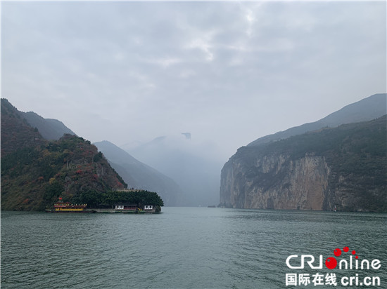 【CRI專稿 列表】2019中國攀岩自然岩壁系列賽年度總決賽在重慶奉節拉開序幕