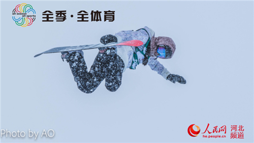 劉佳宇斬獲金牌！國際雪聯單板滑雪U型場地世界盃決賽順利完賽