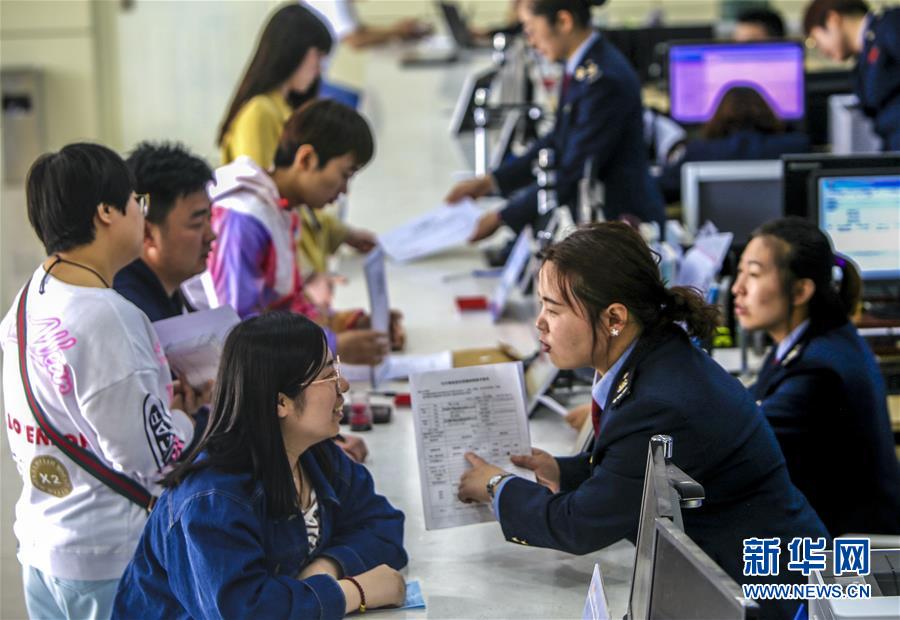 营造市场化、法治化、制度化长期稳定发展环境——聚焦中央支持民营企业改革发展意见的出台