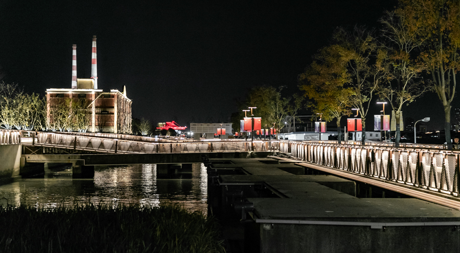 【飞“阅”中国】杨浦滨江：“工业锈带”蝶变“生活秀带”