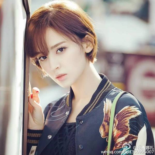娜扎王子文毛晓彤 女星剪短发变美又有气质