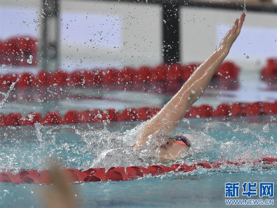 全国夏季游泳锦标赛：傅园慧夺得女子100米仰泳冠军