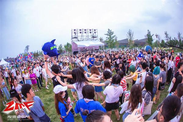 热波音乐节2018重新启航，毛不易戴佩妮倾情献唱