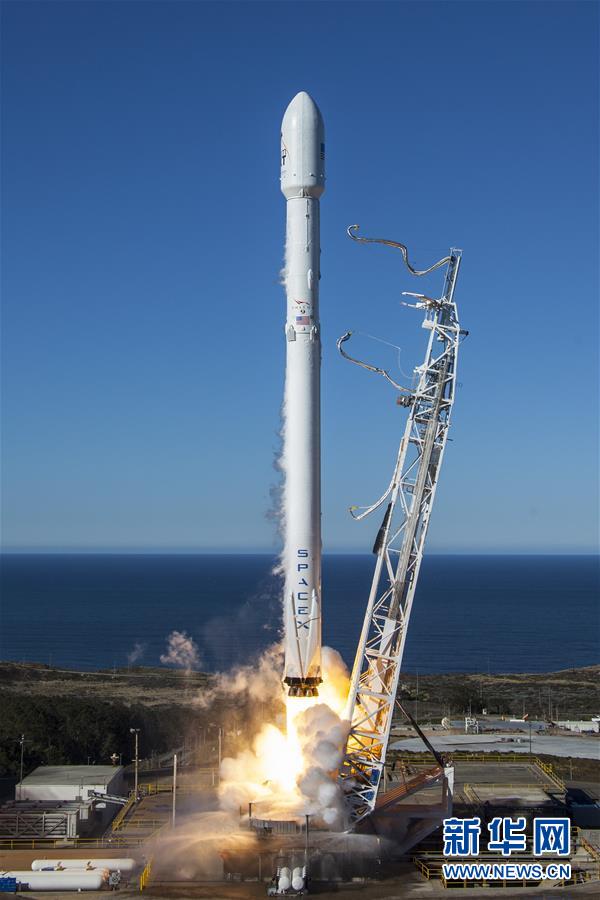 美"猎鹰9"火箭重返太空 首次成功在太平洋实现海上回收