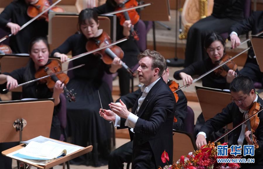 上海交響樂團舉行“2020上海新年音樂會”