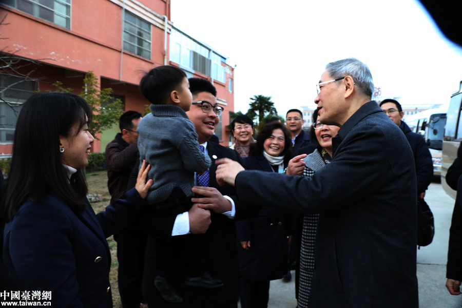 海协会会长张志军在沪苏走访慰问台胞台企