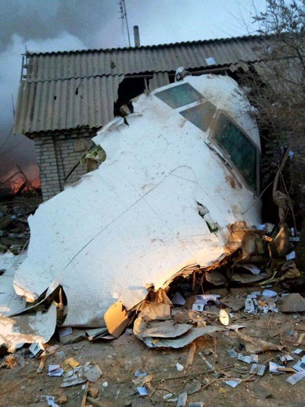 航空公司一架从香港飞往比什凯克的波音747货机在比什凯克附近坠毁