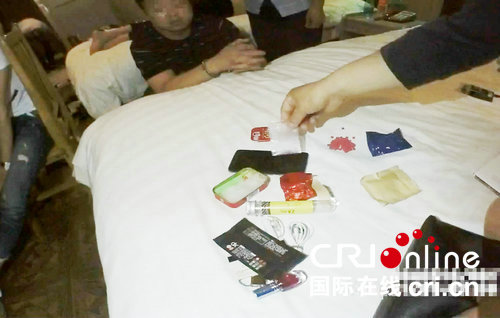 【河南在線-文字列表】【移動端-文字列表】鄧州警方:雷霆出擊破跨省大案 利劍出鞘斬幕後毒瘤