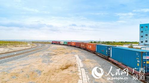 广西沿海铁路全年货物运输总量6611万吨