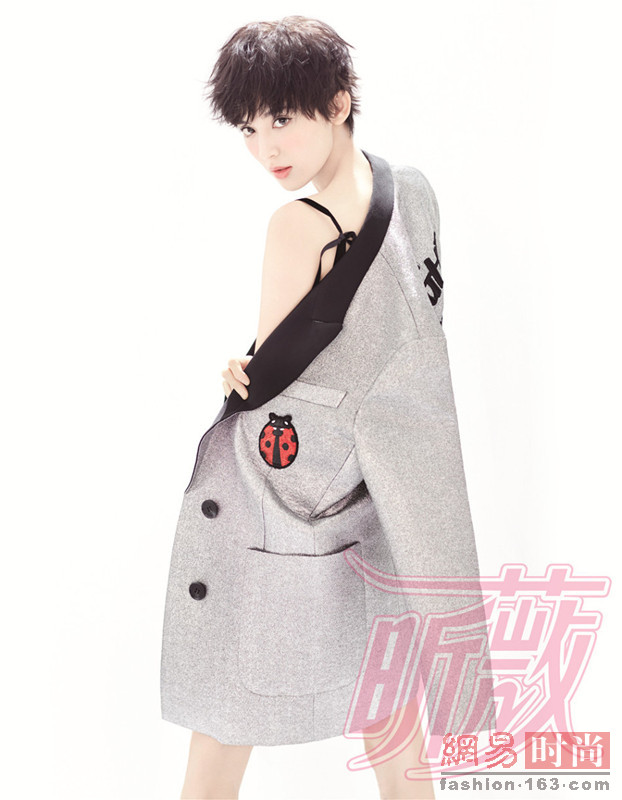 超会撩!古力娜扎俏皮嘟嘴演绎清纯诱惑