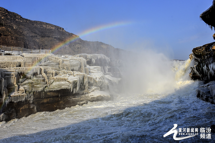 视觉临汾：黄河壶口 锣鼓声声迎新年