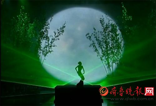 一份春晚最强节目单 30几年里强烈推荐的20多个节目绝对触动你!