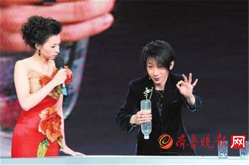 一份春晚最强节目单 30几年里强烈推荐的20多个节目绝对触动你!