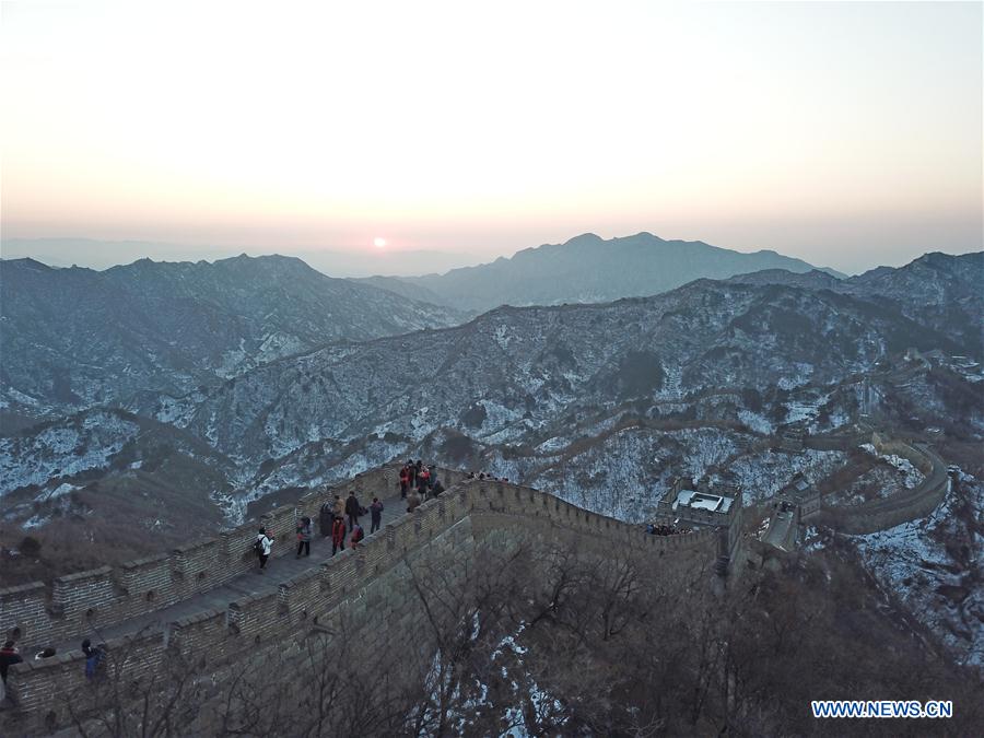 People visit Great Wall to celebrate New Year in Beijing