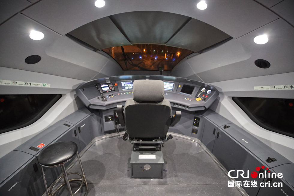 驾驶室.摄影:沈湜