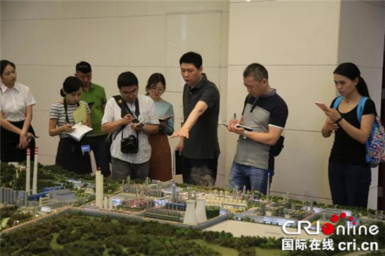 【CRI专稿 列表】“中国石化在重庆”专项宣传媒体行走进川维化工