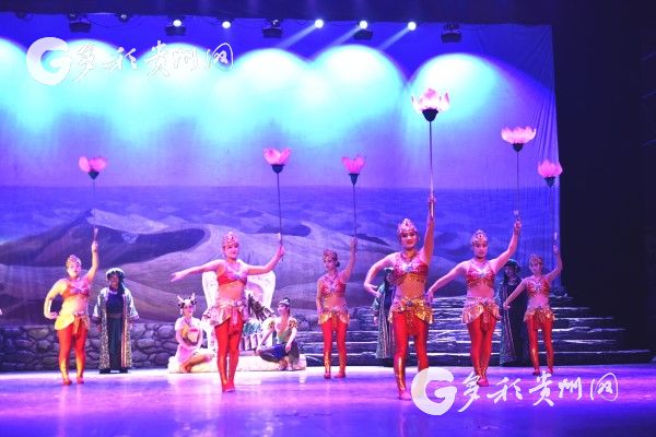 (社會)大型雜技樂舞劇《敦煌神女》在貴陽精彩上演 (社會)大型雜技樂舞劇《敦煌神女》在貴陽精彩上演