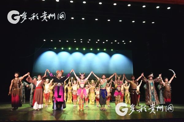 (社會)大型雜技樂舞劇《敦煌神女》在貴陽精彩上演 (社會)大型雜技樂舞劇《敦煌神女》在貴陽精彩上演