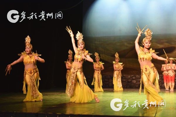 (社會)大型雜技樂舞劇《敦煌神女》在貴陽精彩上演 (社會)大型雜技樂舞劇《敦煌神女》在貴陽精彩上演
