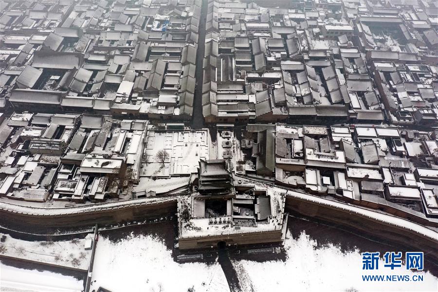 雪落平遥 美景如画