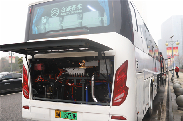 【湖北】【CRI原创】全国首批氢燃料电池通勤客车在武汉开发区交付