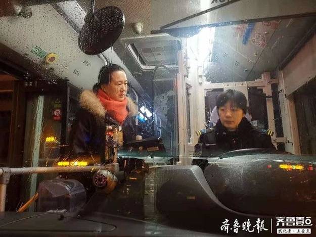 濟南公交啟動冰雪惡劣天氣應急預案，多條公交線臨時停運