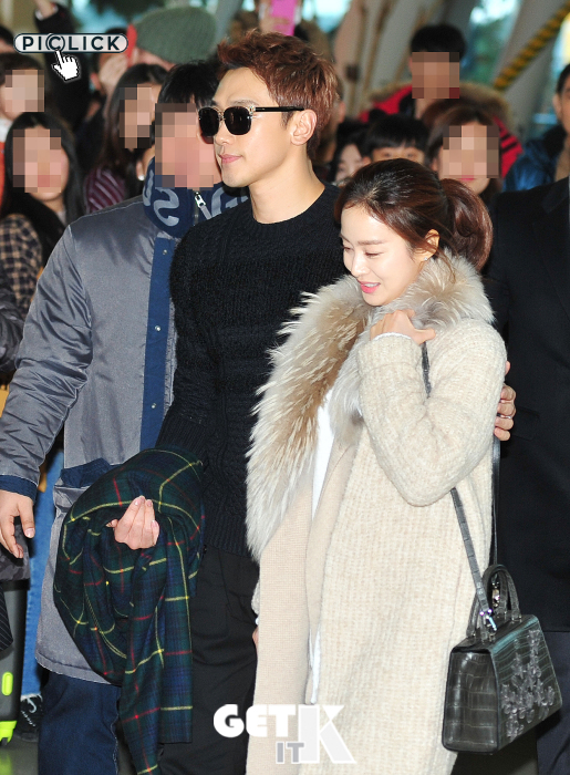 Rain掩饰不住的幸福金泰希美颜依旧 二人巴厘岛度蜜月