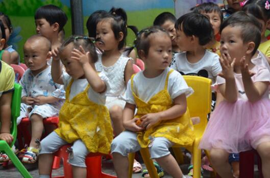渝味曉宇攜手黑珍珠營養午餐公益項目 助貧困兒童健康成長