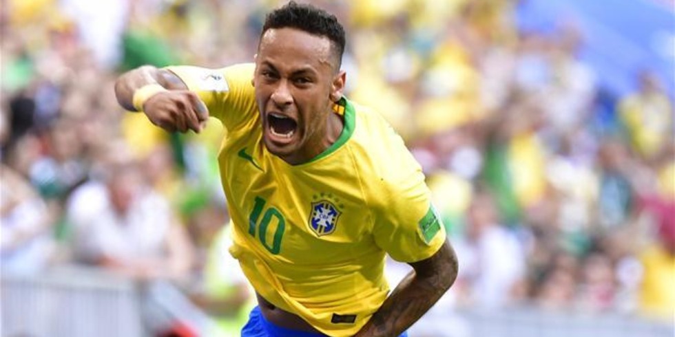 世界盃八分之一決賽：巴西隊內馬爾破門