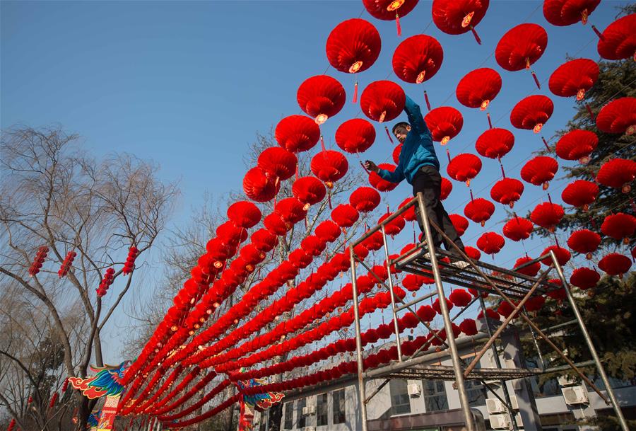 北京龙潭盛装迎春节庙会