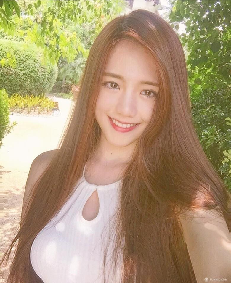 台湾拳击校花紧身裤秀身材撞脸张柏芝