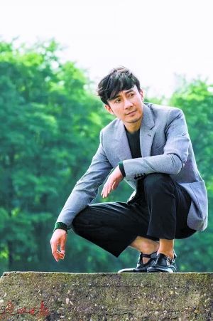 选剧本不光要"好看" 赵立新版洪七公被评"有点潮"