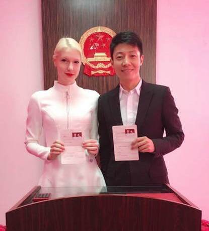 周华健刘烨撒贝宁 娶外国媳妇的男明星