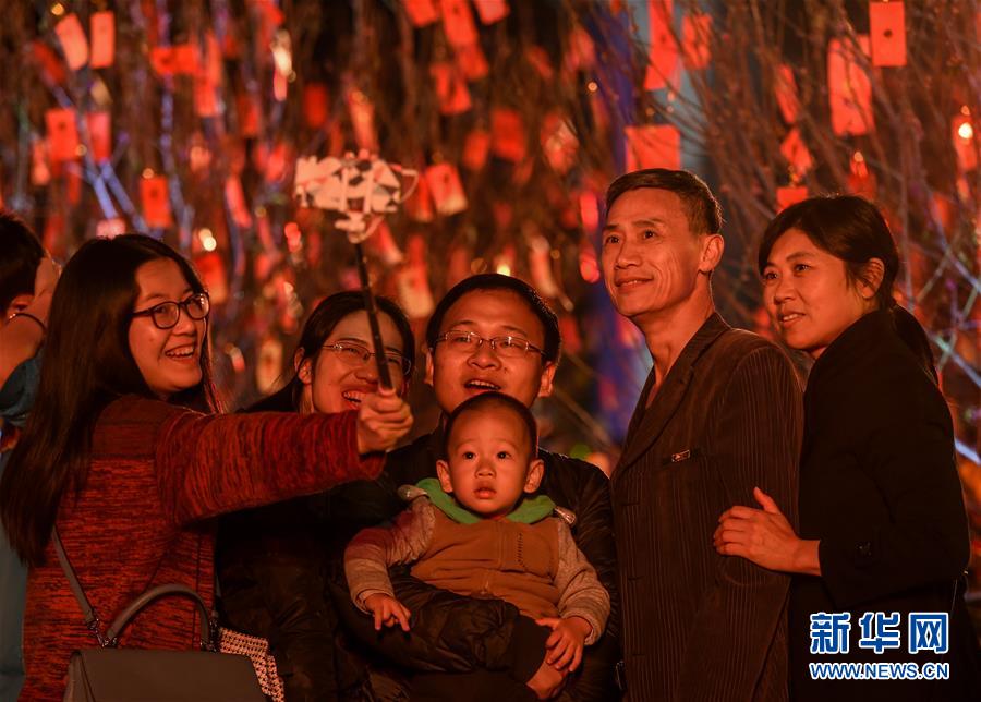 广州新春夜色美