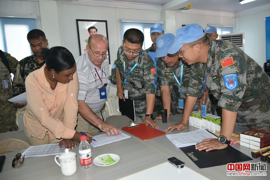 中国第3批赴南苏丹维和步兵营通过首次装备核查 中国第3批赴南苏丹维和步兵营通过首次装备核查