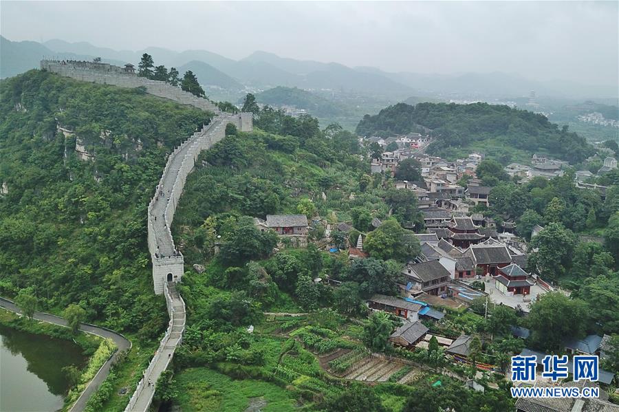 贵阳：夏日古镇景如画