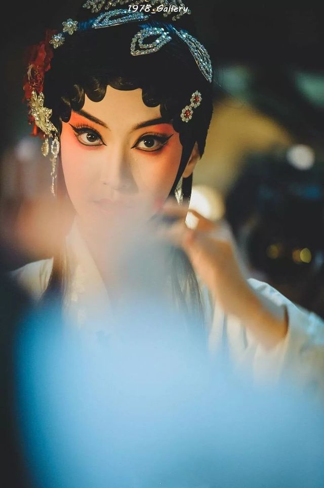 抖音上的昆曲女孩：听过一次昆曲的年轻人 都会再来第二次