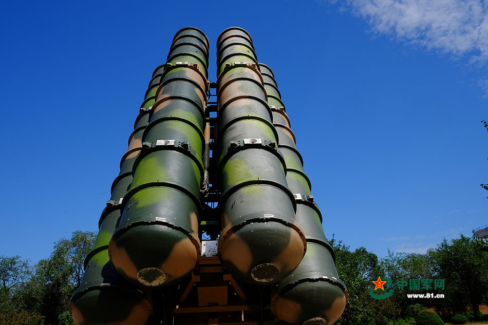 鸡年，围观军营里的那些弹