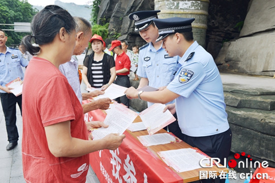 【法制安全】長江航運公安局重慶萬州分局開展防溺水宣傳活動